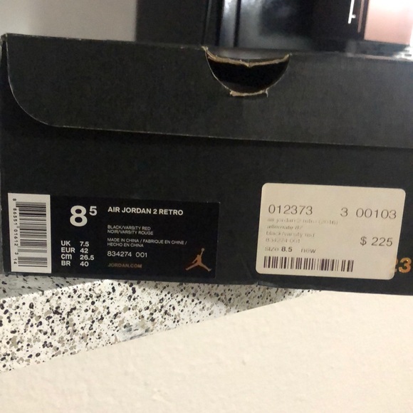 Retro 2’s - Picture 2 of 4